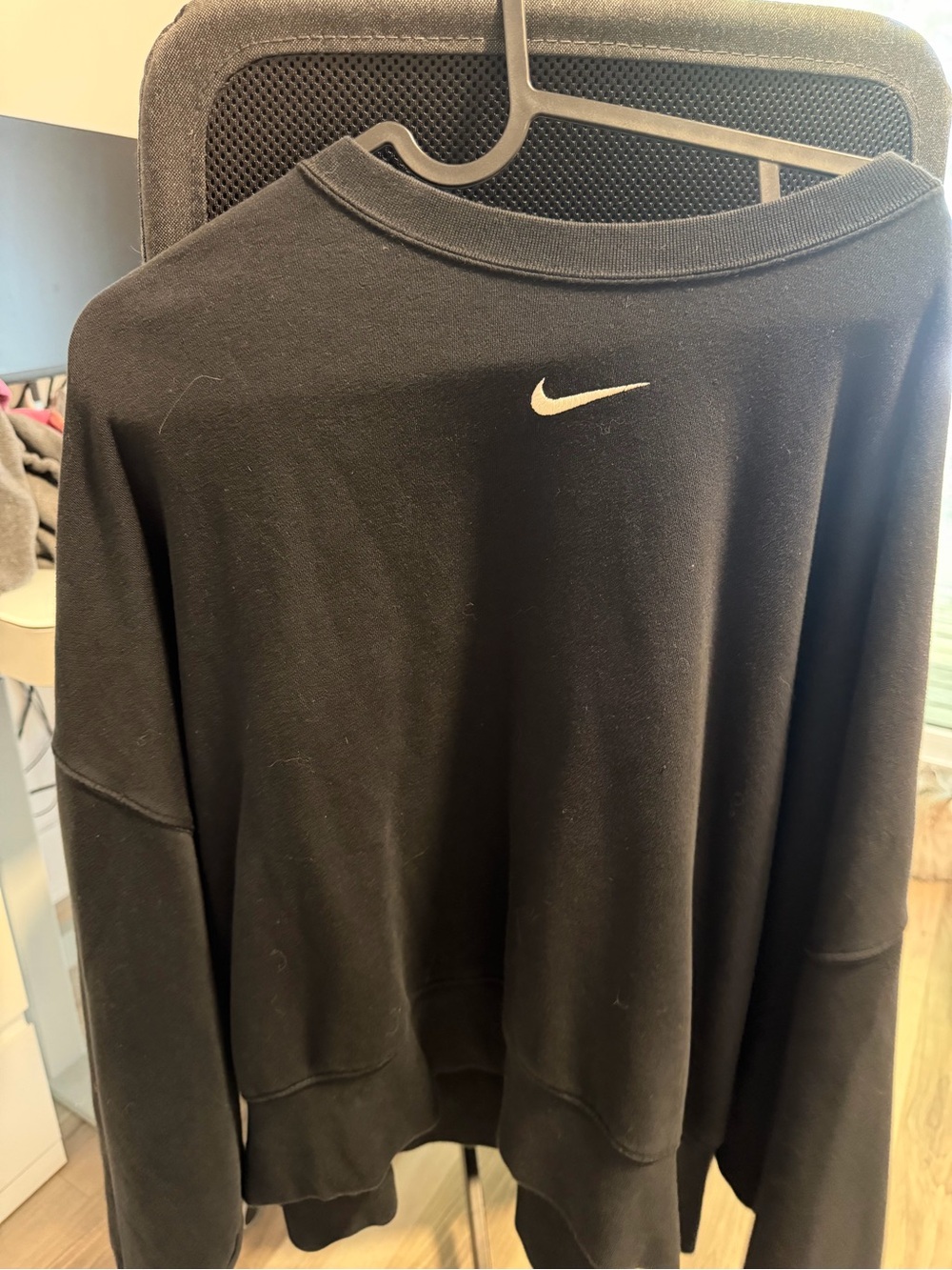Nike cropped crewneck